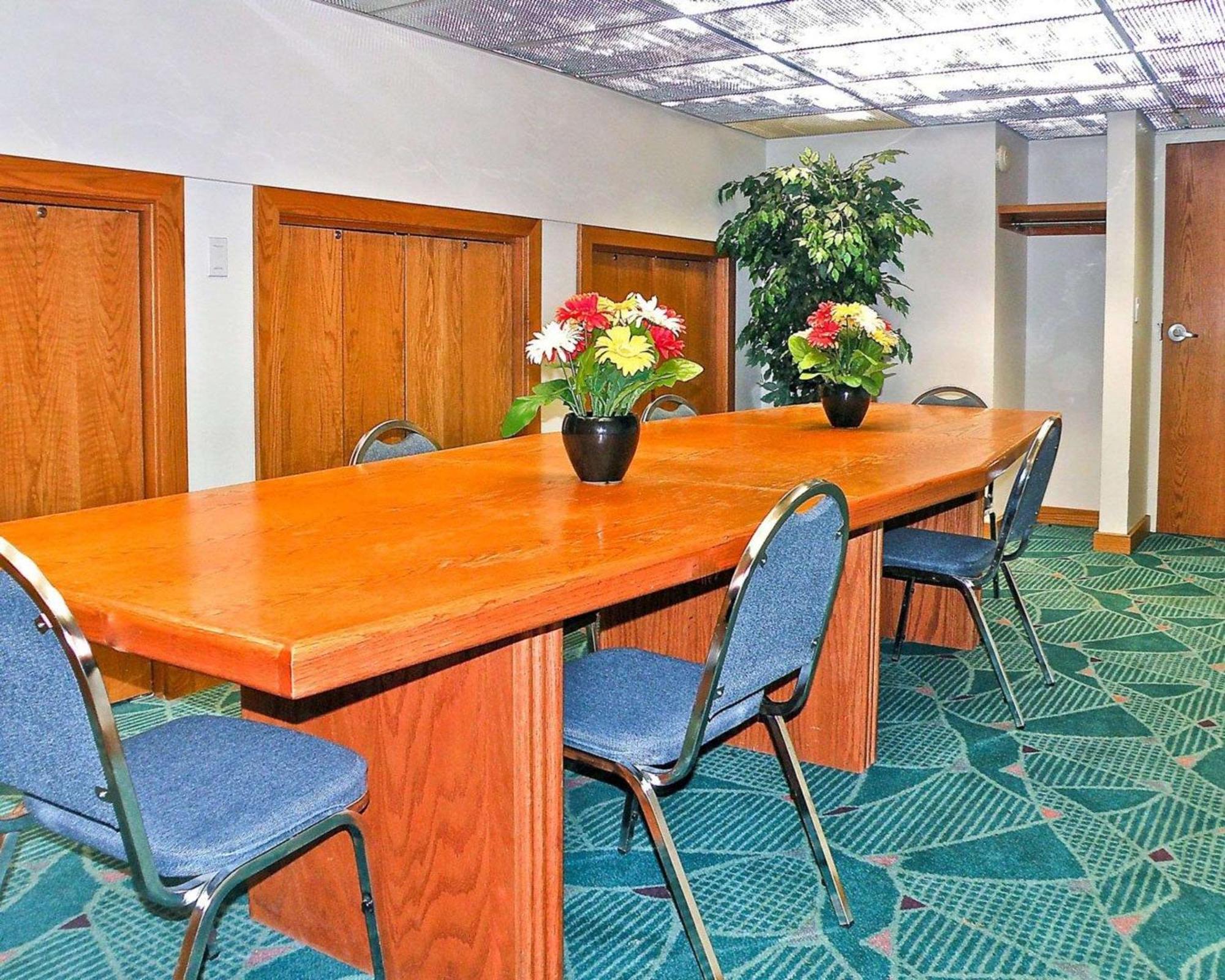 Rodeway Logan Intl Airport Near St Vincent Hospital 2* Billings